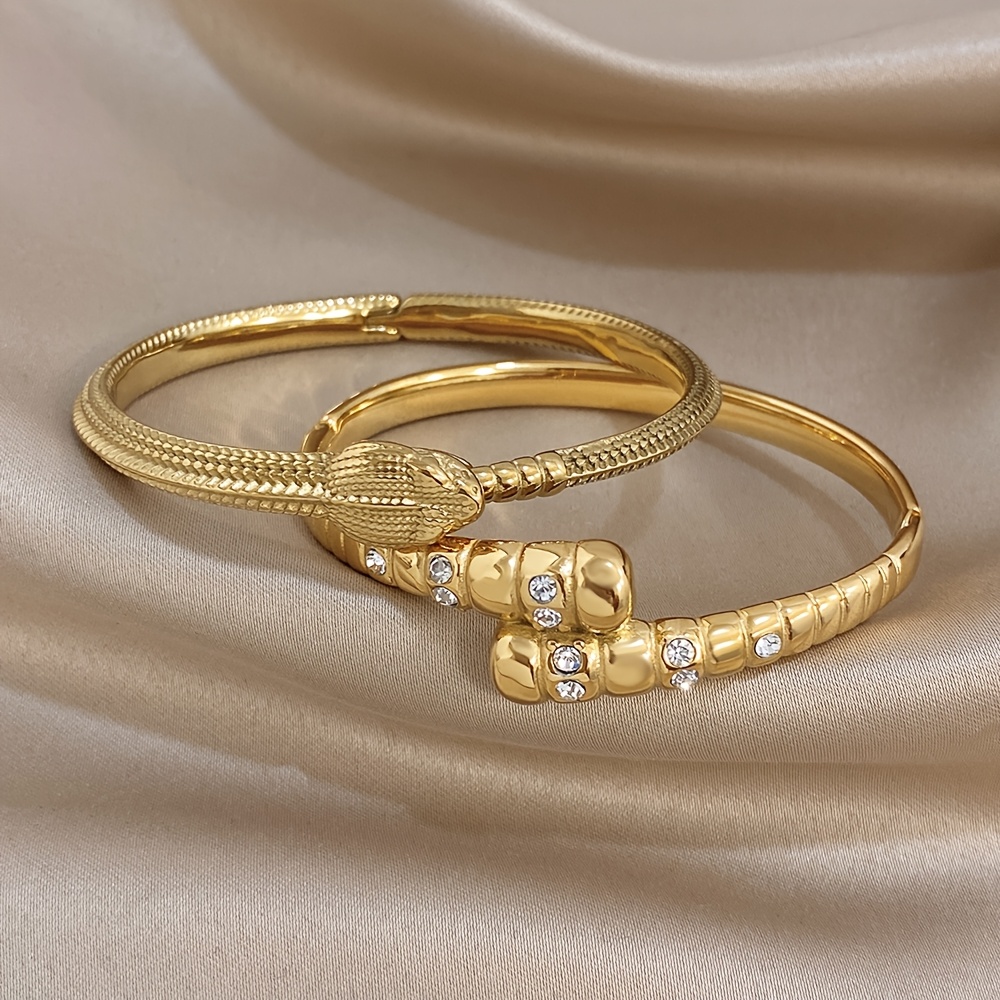 2pcs Luxury Metal Texture Bangle Bracelet Set with Rhinestones